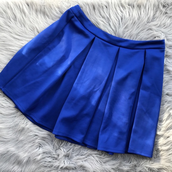F21 Skater Skirt - Picture 1 of 3